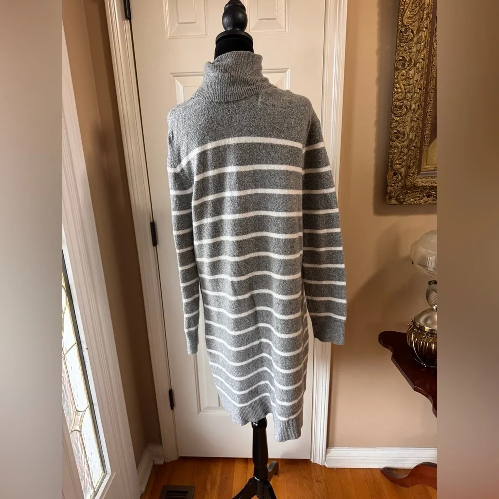 J. Crew Heather Gray and White Striped Knit Turtleneck Sweater Dress size Large